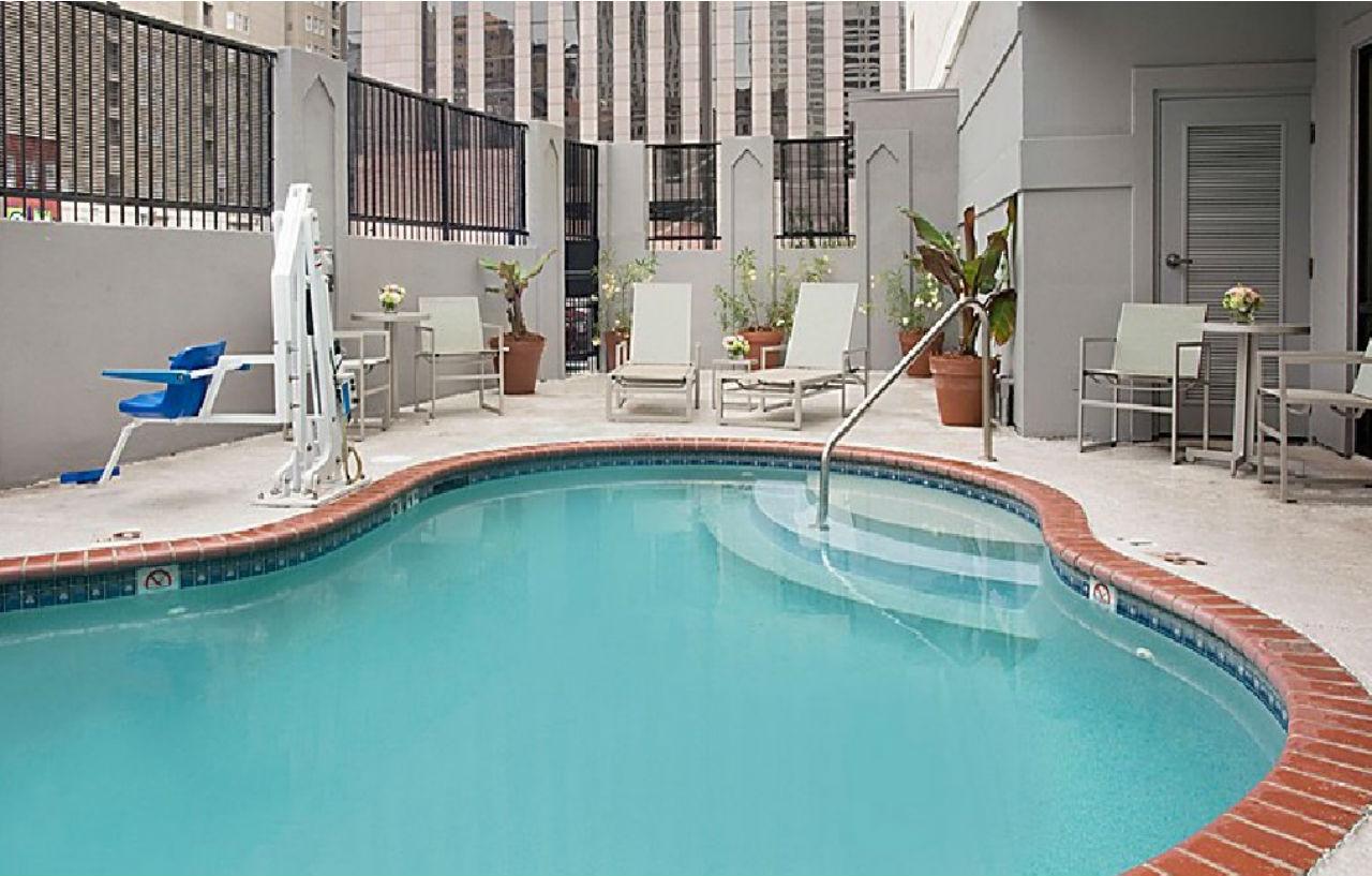 Holiday Inn Express New Orleans Downtown, An Ihg Hotel Exterior photo